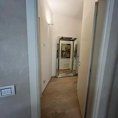 Juliet's Neighbours- Luxury Appartement *