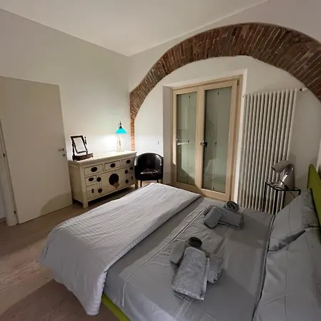 Apartment Juliet's Neighbours- Luxury