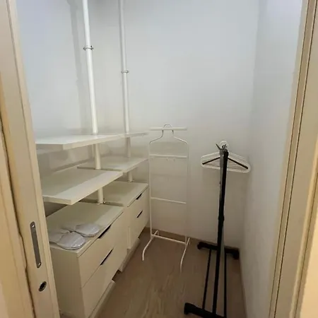 Juliet's Neighbours- Luxury Verona