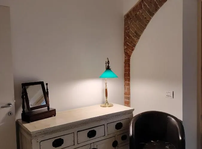 Juliet's Neighbours- Luxury 公寓 *